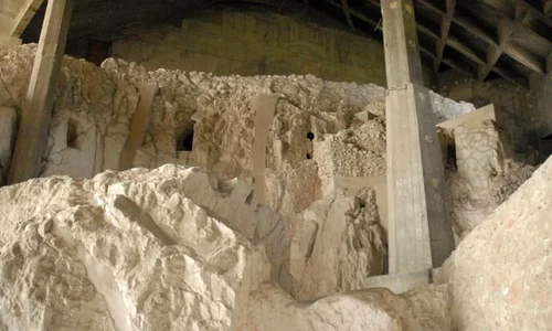 Bisericuţele de la Basarabi Murfatlar, la un pas de dispariţie FOTO jpeg