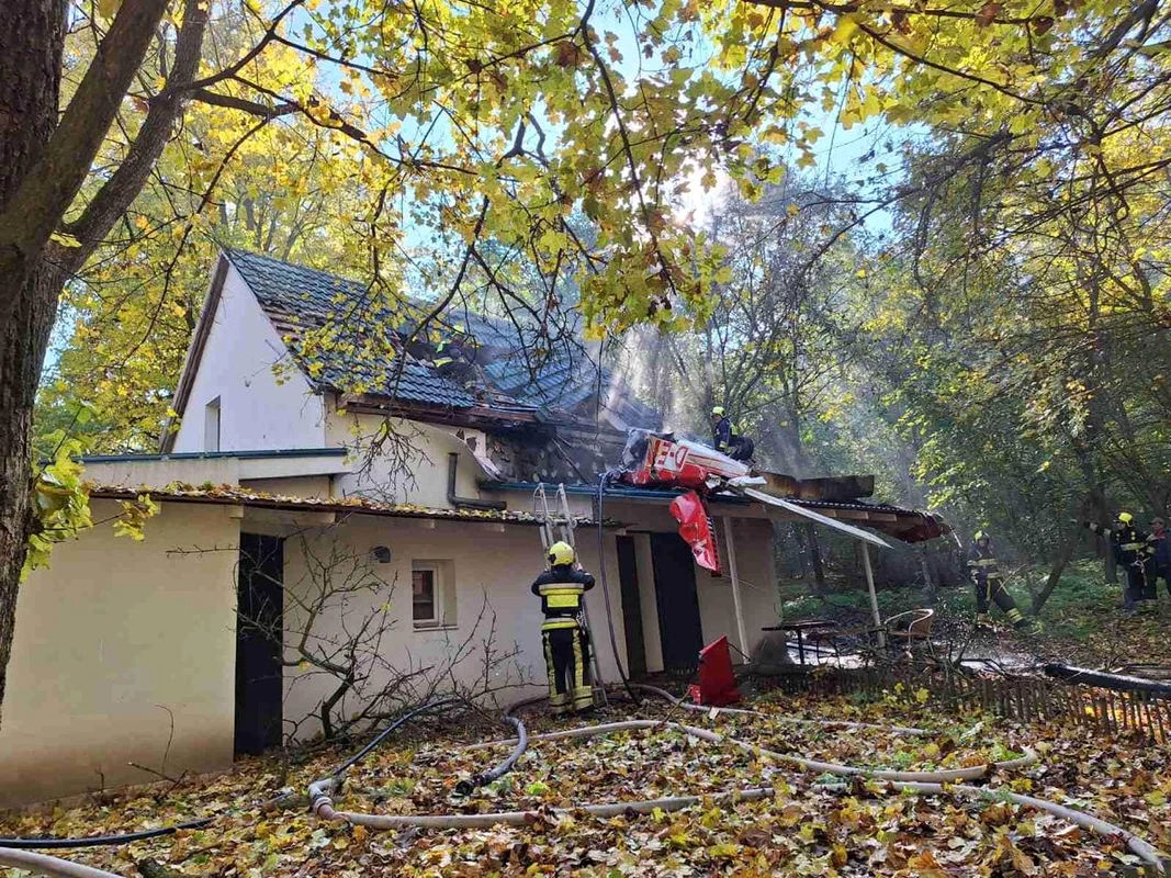 avion prabusit vadul lui voda 3, foto facebook Igor Belostecinic jpg