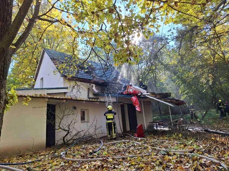 avion prabusit vadul lui voda 3, foto facebook Igor Belostecinic jpg