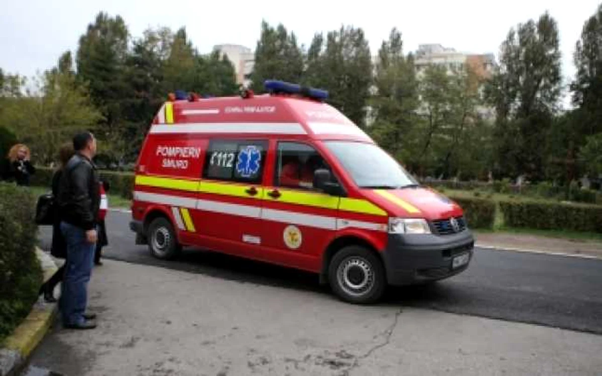 Constanţa: Supravieţuitorul incendiului de la Petromidia, transportat la Spitalul de Arşi din Bucureşti