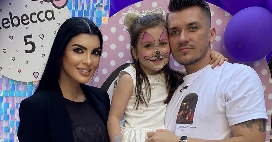 Andreea  este susținută la "Survivor" de micuța Rebecca și de soțul ei, Daniel Sursa: Instagrram 