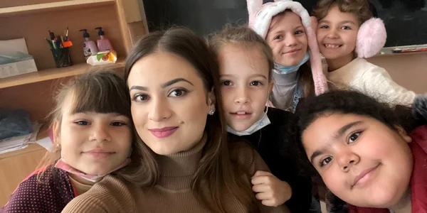 Diana Liliana Dumitrache profesor Teach for Romania FOTO arhiva personala (5) jpg