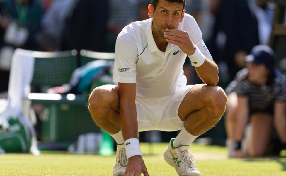 Novak Djokovic, în plină suferință la US Open: „Corpul meu începe să cedeze!”. Eliminat șocant din primul tur la simplu și dublu mixt