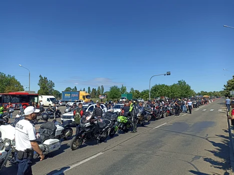 parada motociclisti record mondial pitesti 11 foto denis grigorescu jpeg