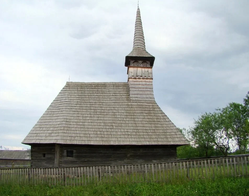 Biserica de lemn din Cupșeni  FOTO Wikipedia, Rareș Marius Țetcu