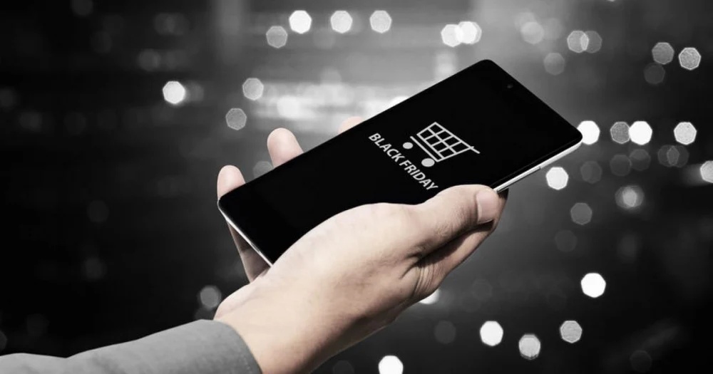 Retailerii se întrec în oferte de Black Friday. Care sunt produsele vedetă ale acestei ediții și cât costă