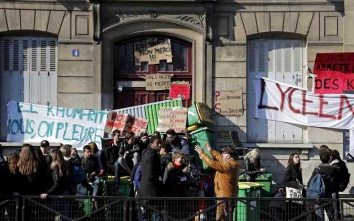 Proteste ale liceenilor francezi