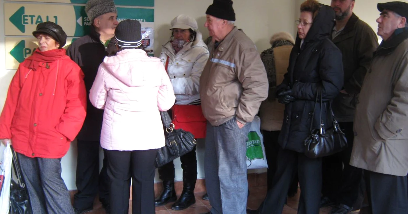 Oamenii au aşteptat două ore pentru imunizare