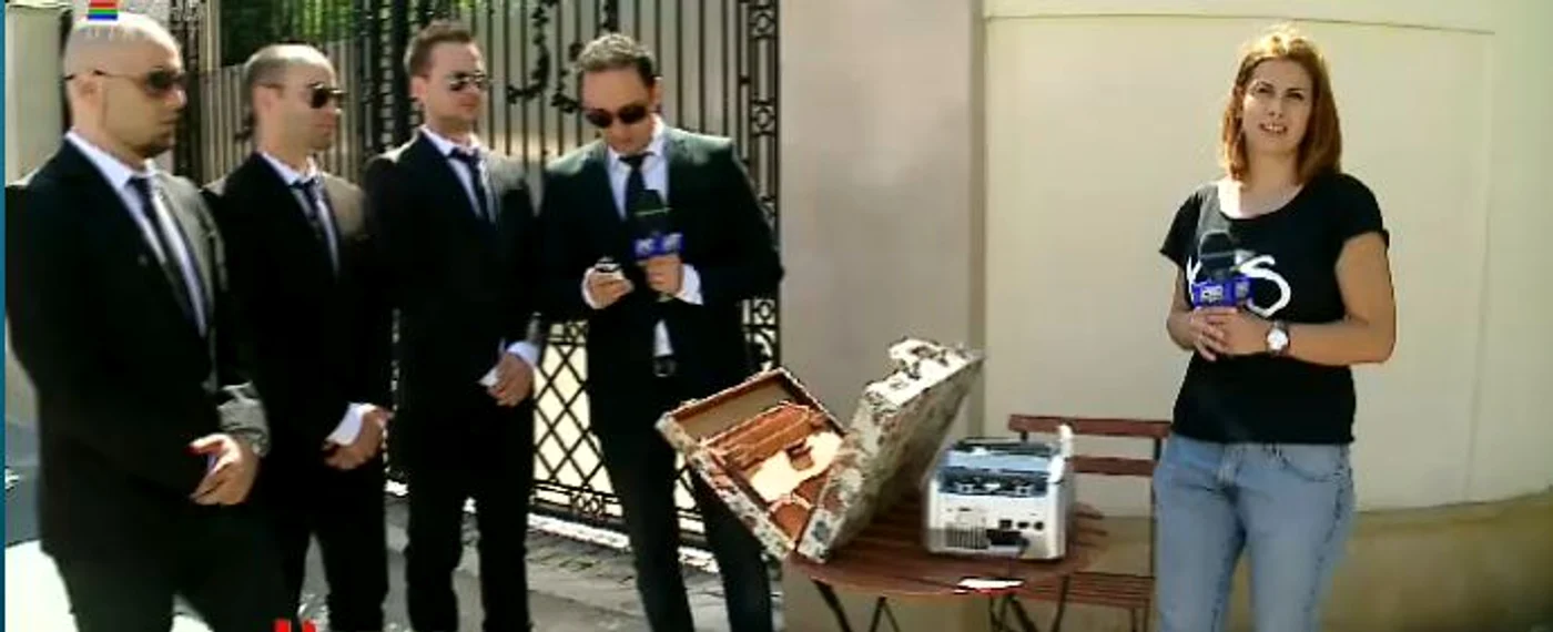Cătălin Măruţă a făcut rost şi de o maşină de numărat banii, pentru a-i uşura munca lui Prigoană (captură: PRO TV)