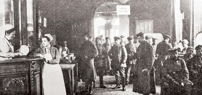 Fotografie realizată în interiorul hotelului Capitol de astăzi – în timpul ocupaţiei aici a funcţionat Casa Soldaţilor Germani