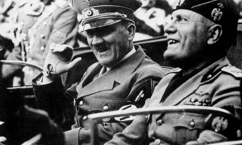 Hitler şi Mussolini în 1938   Doi dictatori văzuţi de un diplomat jpeg