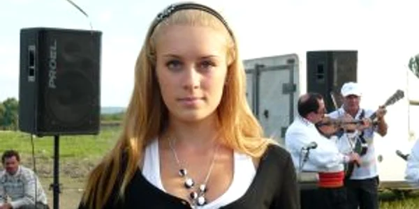Elena Odagiu în comuna natală