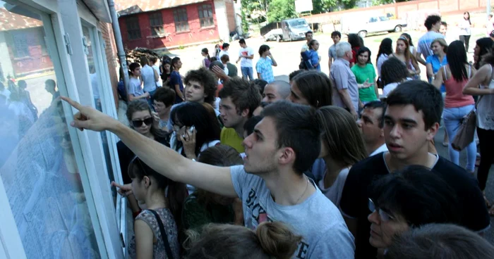Notele elevilor s-au publicat azi