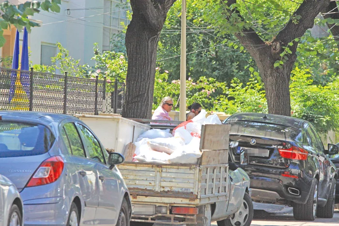 Pe când erau căsătoriți și formau un cuplu fericit, Brigitte și Ilie mergeau împreună la cumpărături