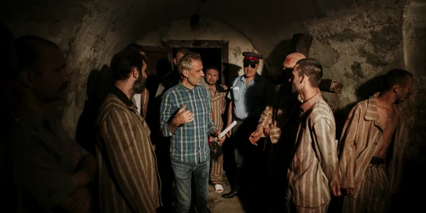 Între Chin şi Amin - filmul lui Toma Enache în care joacă Kira Hagi Sursa TE
