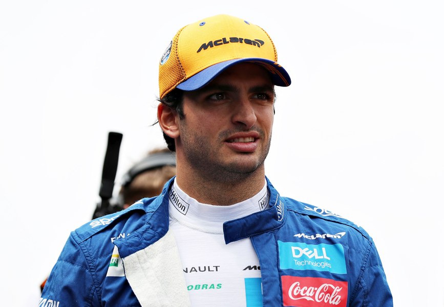 Carlos Sainz Jr. a câştigat Marele Premiu de Formula 1 al Singapore