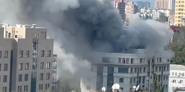 presupusa explozie la sediul administratie ruse din Donetk png