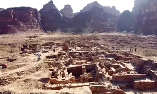 Vestigiile unor regate uitate din Arabia Saudită, excavate de o echipă de arheologi | VIDEO jpeg