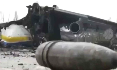VIDEO // Ce a mai rămas din cel mai mare avion din lume după ce a fost bombardat: Antonov 225 Mriya a fost distrus complet jpeg