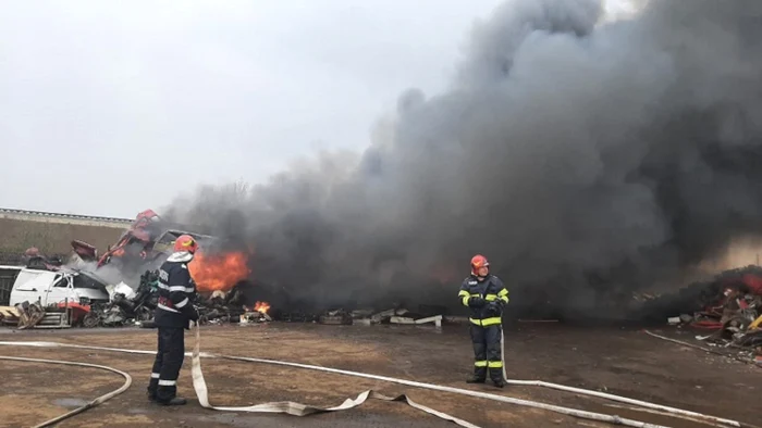 incendiu in simeria foto isu hunedoara