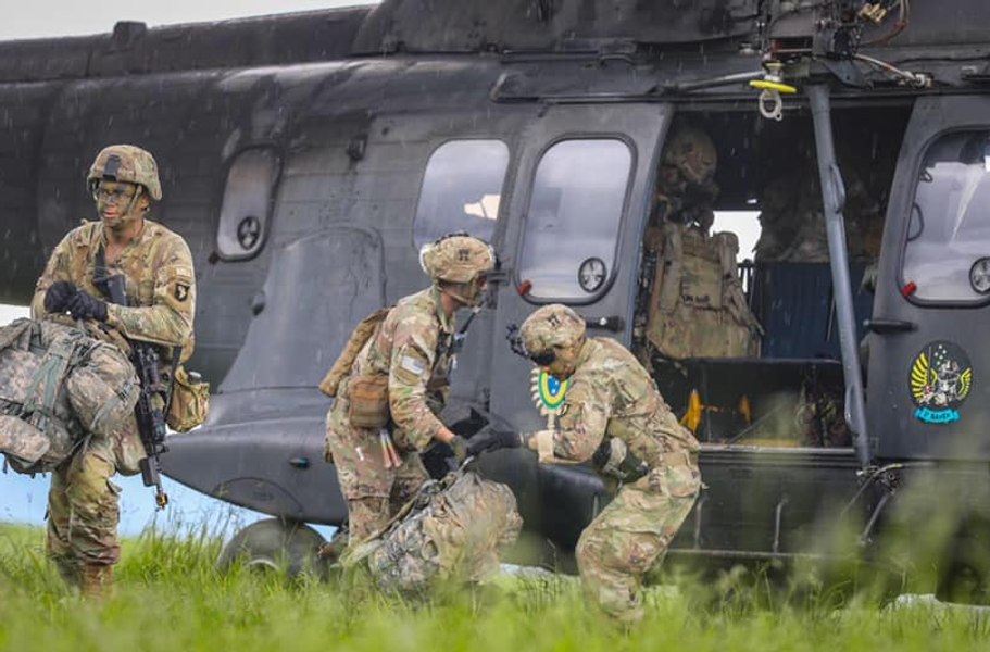 România își dorește o prezență militară permanentă a SUA. Discuții la MApN cu o delegație a Congresului SUA