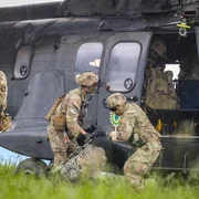 trupe sua la kogalniceanu foto 101st airborne division jpg
