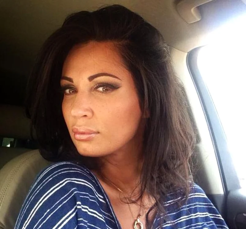 
    Nicoleta Luciu se operează la o clinică din TurciaFoto: arhiva personală  