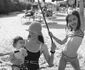 Imagine de vacanţă cu copiii lui Catrinel Menghia. FOTO: Instagram