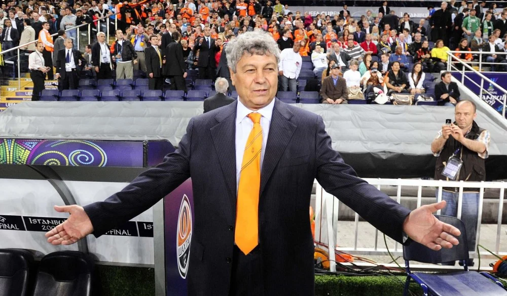 Mircea Lucescu a dat bani în stânga și-n dreapta. Gesturile de ajutor făcute față de foști colegi de generație