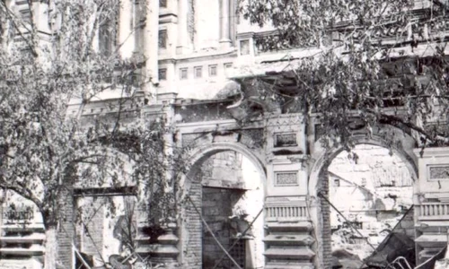 Tancurile româneşti intră în Chişinău jpeg