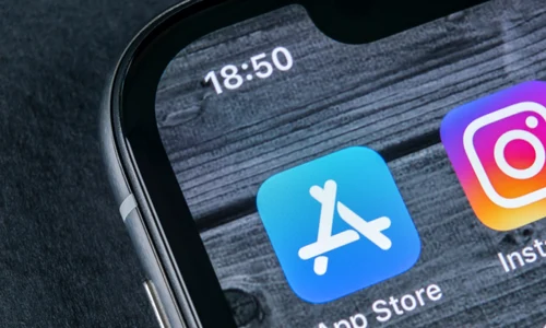 iPhone App Store piata de aplicatii Apple FOTO Shutterstock