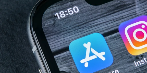 iPhone App Store piata de aplicatii Apple FOTO Shutterstock
