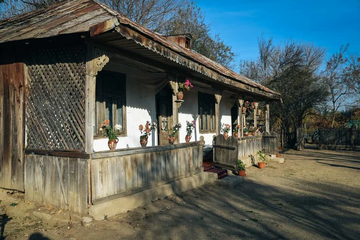  Casa Moromeților, din satul Talpa