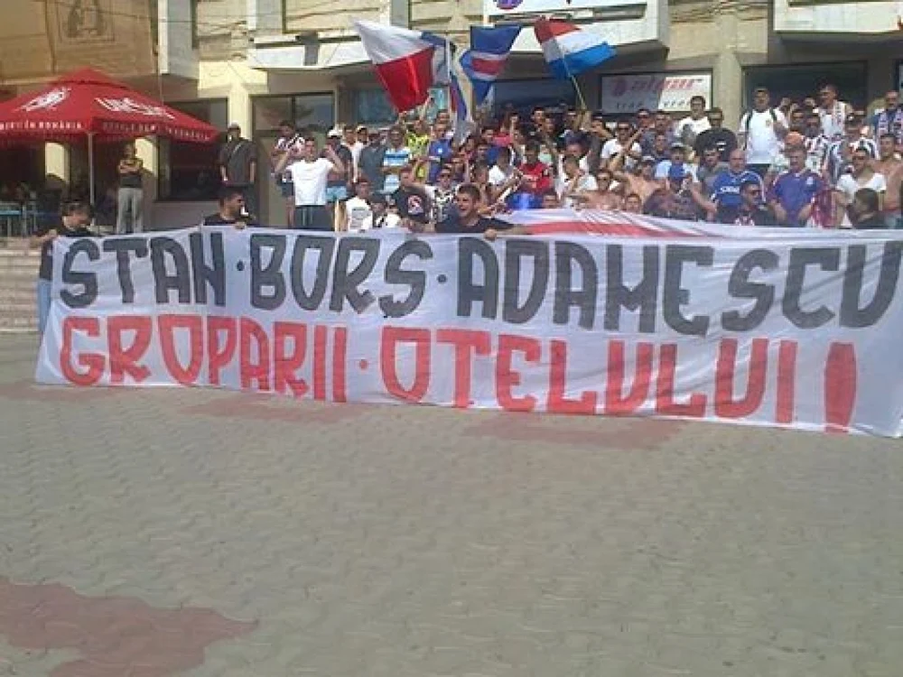 Imagine de la protestul suporterilor. Sursa: Galeria Oţelul