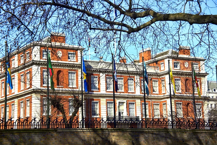  Clarence House din Londra ar fi preferată Palatului Buckingham FOTO SHUTTERSTOCK