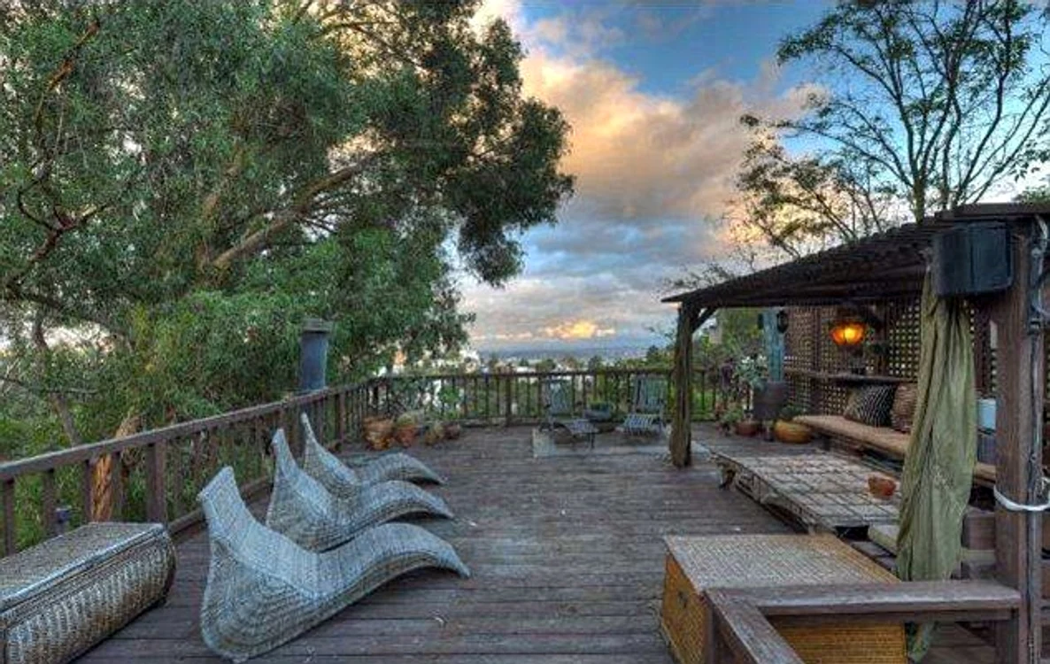 Casa Lennon (realtor.com)