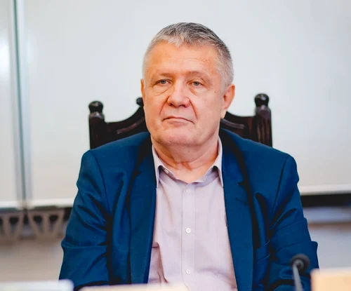 Profesorul Ionel Bușe
