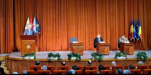 MApN - Preluarea portofoliului de către Vasile Dîncu 