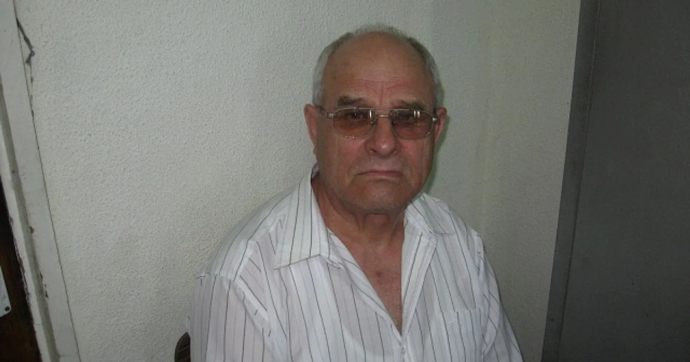 Bătrânul este acum acuzat de falsificare