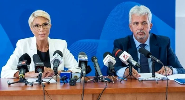 Ministrul Muncii, Raluca Turcan, și Inspectorul general de stat, de la Inspecția Muncii, Danteș-Nicolae Bratu, au anunțat ample controale la angajatori