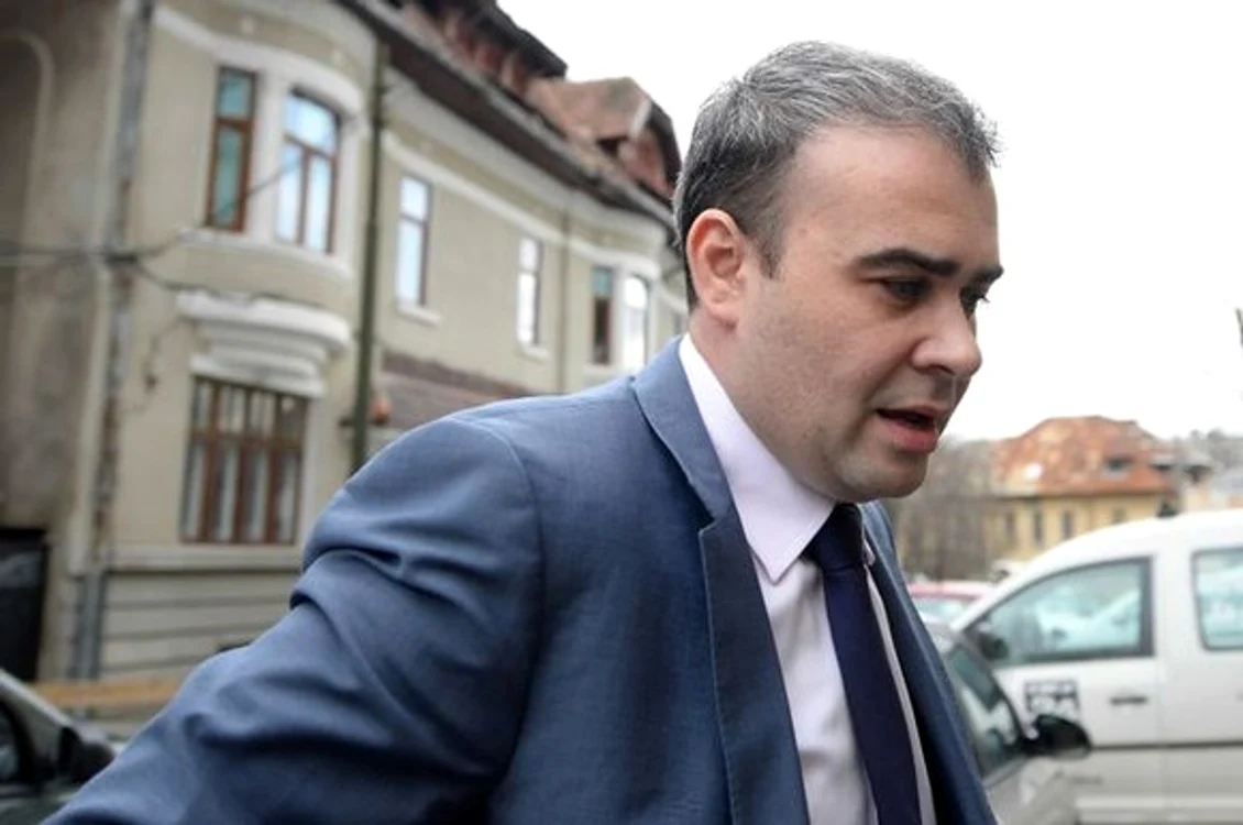 
    Darius Vâlcov și-a dat demisia din funcția de consilier al premierului Viorica Dăncilăfoto: arhiva Click!  