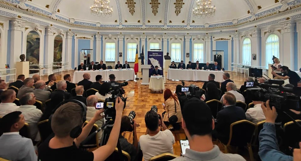 13 partide din Rep. Moldova au semnat Pactul pentru Europa. FOTO: Facebook