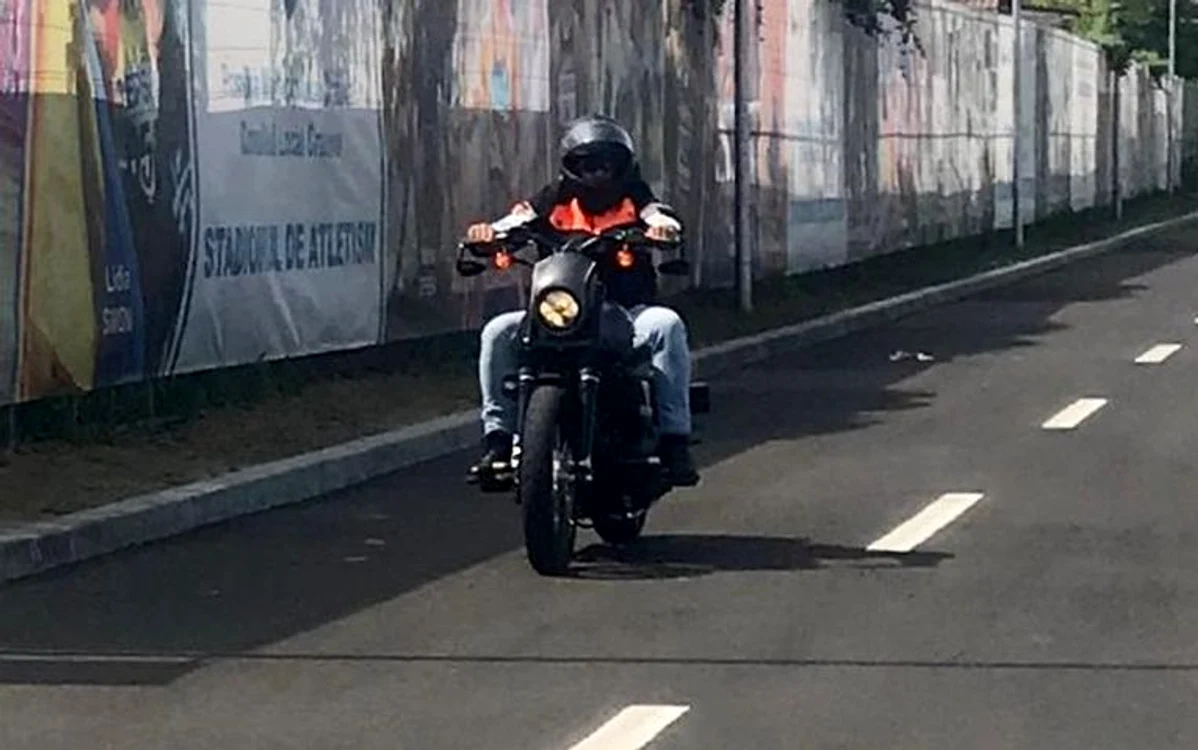 Bogdan Burcea ar vrea să facă înconjurul Pământului pe motor