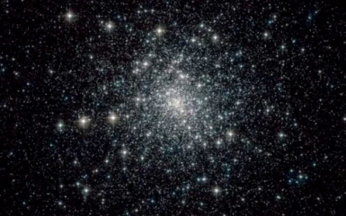 Cometa Halley reapare o dată la aproximativ 76 de ani FOTO space.com