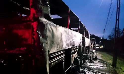 autocar incendiu cs jpeg
