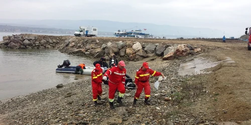 pescar mort mehedinti FOTO Arhiva Corina Macavei 