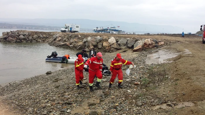 Nu s-a mai putut face nimic pentru salvarea pescarului FOTO Arhivă (Corina Macavei)