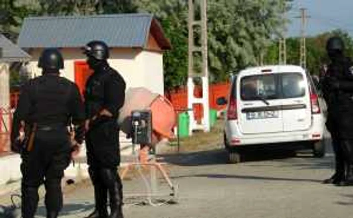 Poliţiştii au ajuns la faţa locului (foto Arhivă)