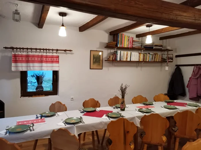 Localitatea arădeană Dorobanţi a fost pusă pe harta turistică de un restaurant unguresc FOTO Ş.Both