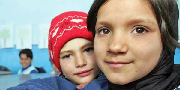 Peste 70% din elevii în situaţie de abandon şcolar sunt rromi, potrivit cercetării   